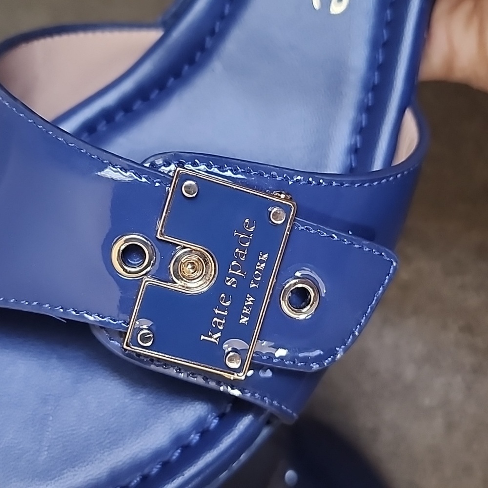 Kate Spade size 6.5B Gazebo Slides in Blue
